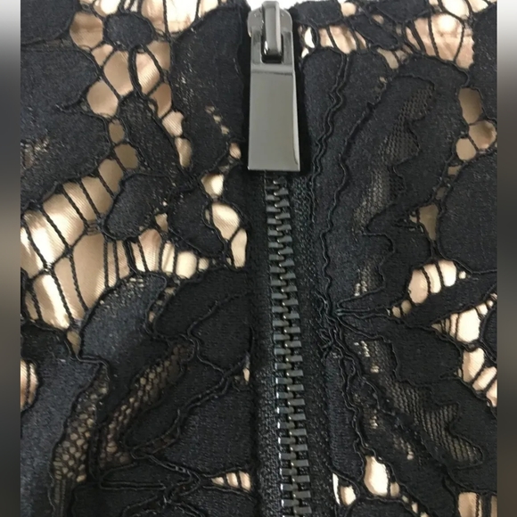 Vince Camuto Black Floral Lace Overlay Lined  Nude Sheath Dress Size 6 - Picture 3 of 9